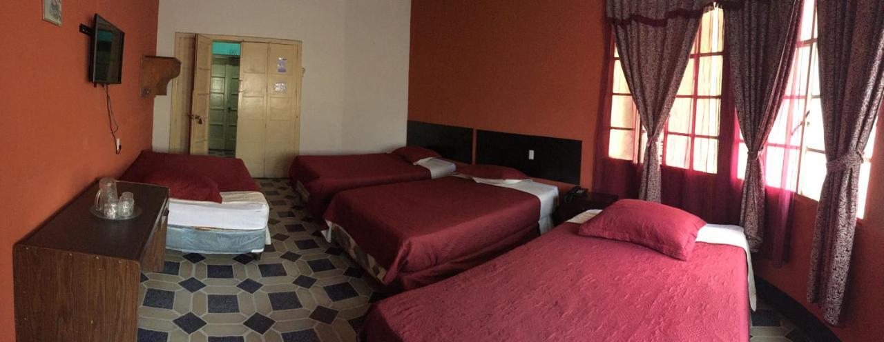Hotel Mayesstic Guatemala City Exterior foto
